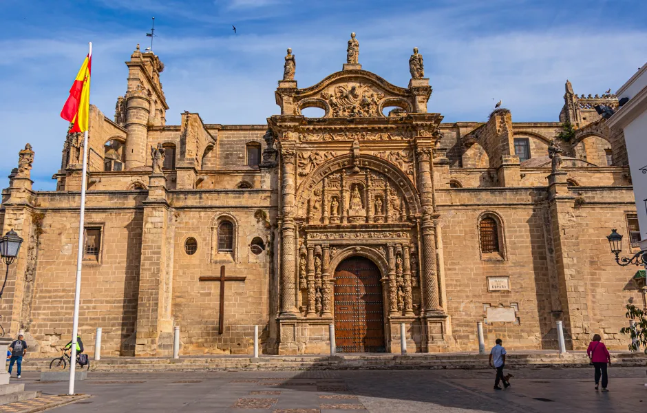 basilica menos nuestra señora de los milagros la prioral - que ver en el puerto de santa maria cadiz