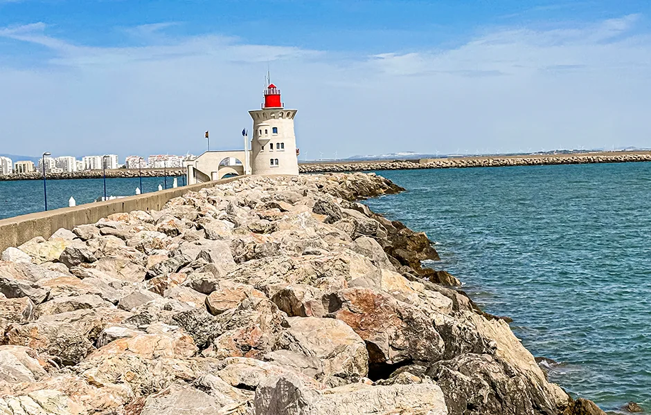 faro del puerto - que ver en el puerto de santa maria cadiz